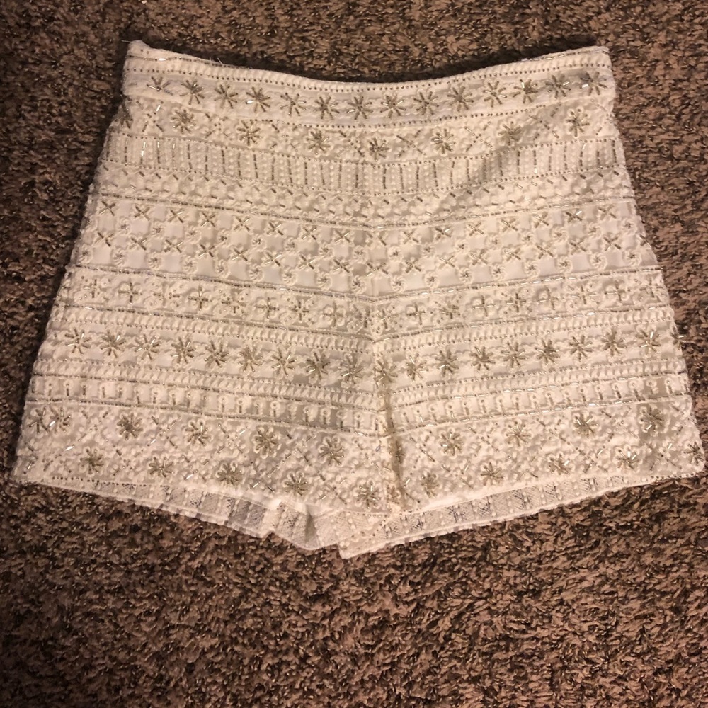 DRESSY ALICE&OLIVIA HAND BEADED SHORTS🤩
